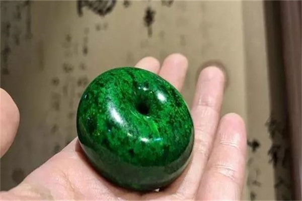 如何鉴别翡翠注胶-第2张-珠宝石-玉仓库