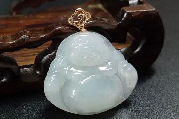 翡翠吊坠有收藏价值吗_翡翠吊坠怎么选才是***好的-第2张-翡翠-玉仓库