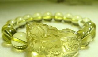 玉貔貅是什么意思：感情上助你早日修成正果