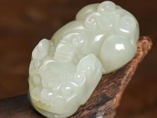 吊坠玉貔貅图片：优质佳品极为罕见