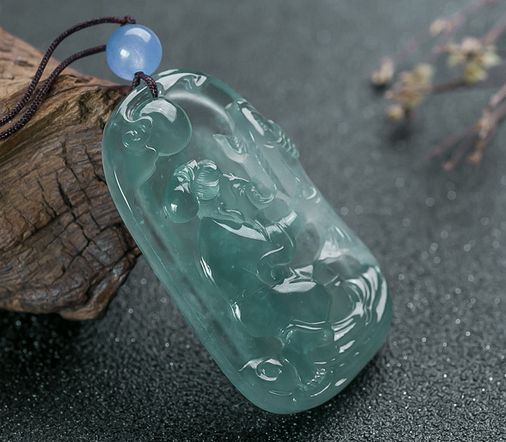 豆种翡翠属于什么级别_豆种翡翠是不是很便宜？