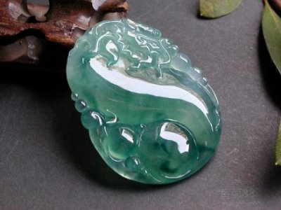 翡翠鉴别方法大科普，再也不用担心假货！