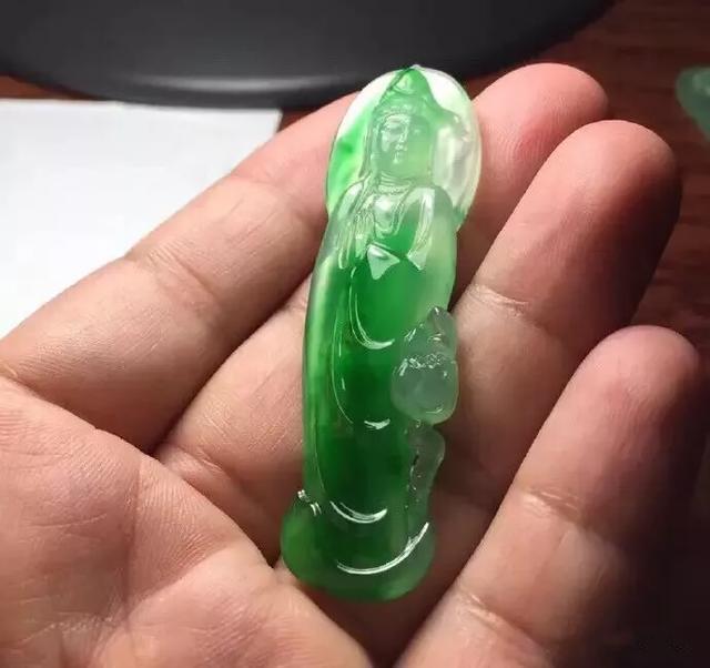 翡翠鉴定：翡翠里的这些俗话一定要了解