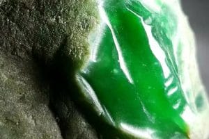 翡翠原石的价格一般在多少-第2张-翡翠-玉仓库