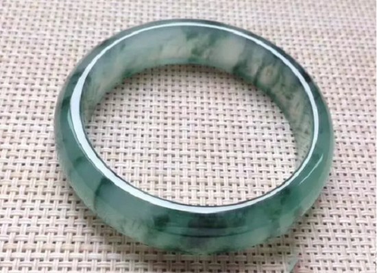 翡翠冰种价格_翡翠冰种等级及价格
