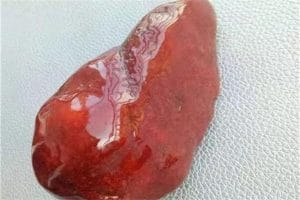 红翡翠原石多少钱,红翡翠原石价格