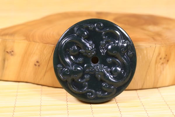 黑碧玉品质影响因素_黑碧玉鉴定方法-第2张-翡翠-玉仓库
