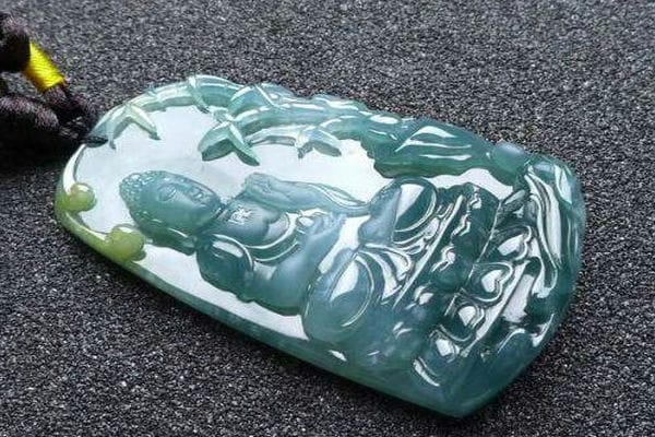 翡翠蓝水和晴水哪种贵_价值区别体现在哪-第2张-翡翠-玉仓库