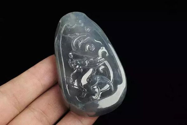 乌鸡种翡翠用什么功效