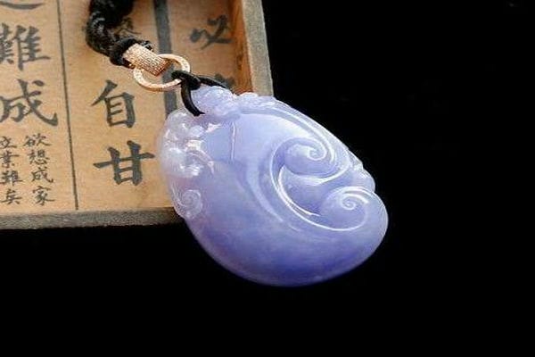 紫罗兰翡翠真伪鉴定有什么依据__紫罗兰翡翠A货鉴别方法-第2张-翡翠-玉仓库
