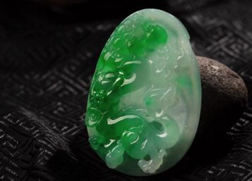 翡翠手镯应该怎么清洗_翡翠手镯如何清洗？