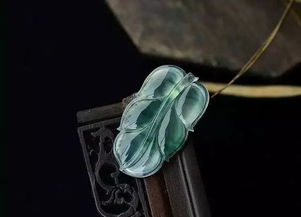 翡翠的纹,裂,棉线的区别是什么？翡翠的棉线是如何形成的？