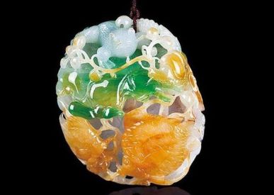 翡翠三彩是什么意思_三彩翡翠好吗