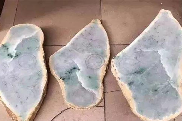 西双版纳山石翡翠原石怎么抛光