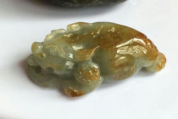 翡翠金蟾图片_翡翠金蟾的寓意和象征-第2张-翡翠-玉仓库