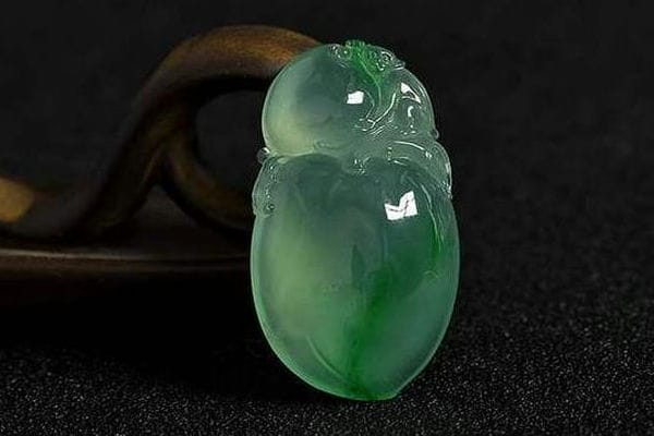 好翡翠的鉴别方法图解_品质好的翡翠有哪些特征