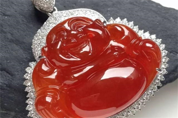 翡翠红翡价格贵的吗