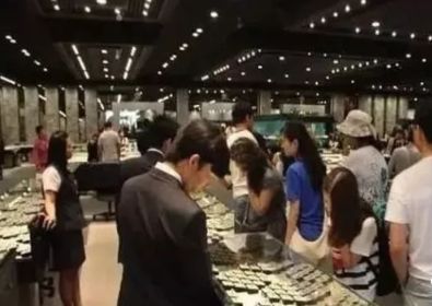 翡翠BC货怎样鉴定_翡翠的基础鉴别方法-第3张-翡翠-玉仓库