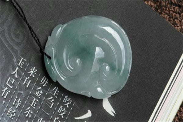 翡翠会越戴越通透吗?原来要这样做......(图文)-第3张-翡翠-玉仓库