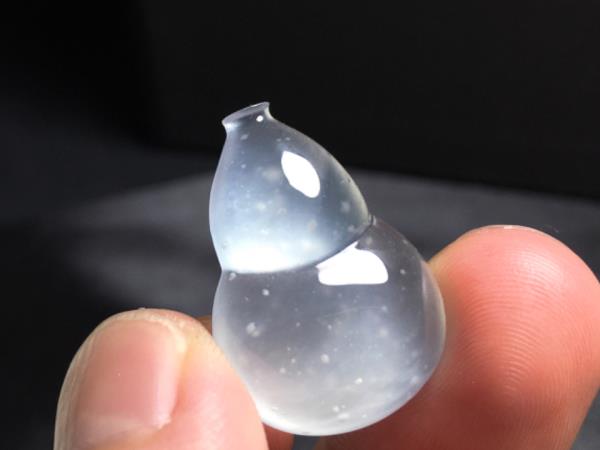 翡翠水石什么意思_赌石晴水料是什么意思-第3张-翡翠-玉仓库