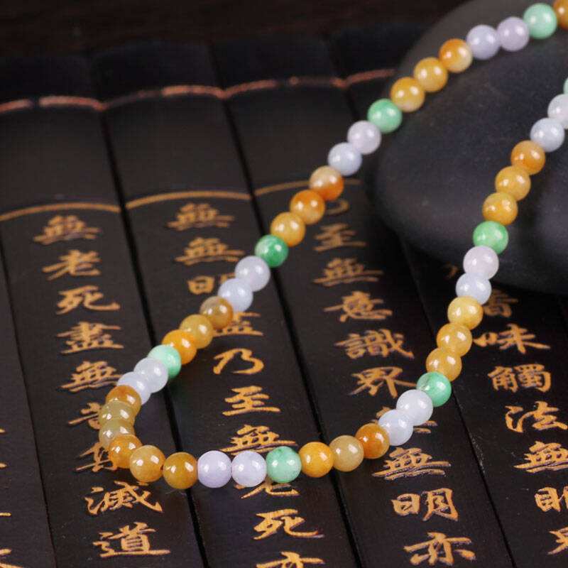 佩戴翡翠福禄寿项链有哪些寓意_珍稀的三色翡翠多少钱是多少