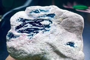怎么在河里找翡翠原石,怎么在河里找翡翠原石呢-第2张-翡翠-玉仓库