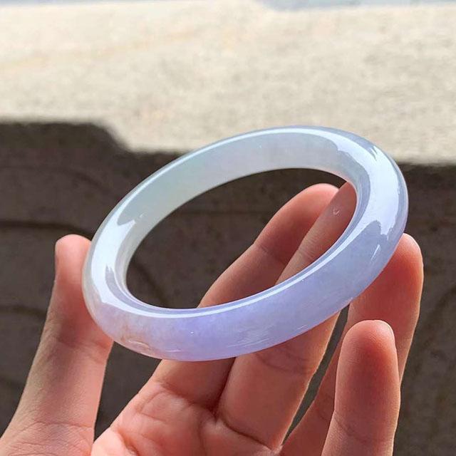 新手挑选翡翠手镯需要注意什么?-第2张-翡翠-玉仓库