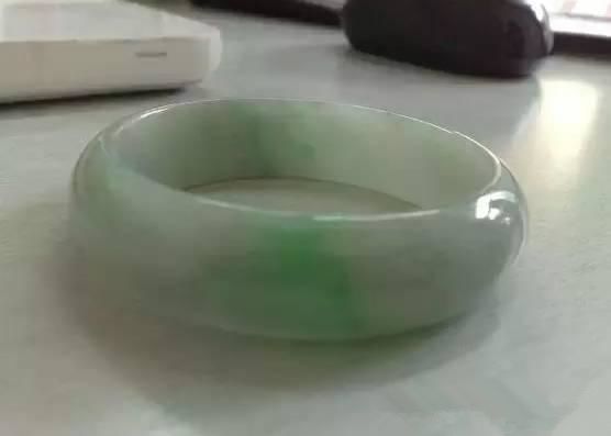 网上买的翡翠照片和实物彻底不相符_教你识别被ps的翡翠
