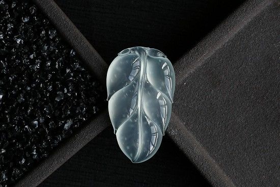 养护不当,几十万的翡翠变几千块-第3张-翡翠-玉仓库