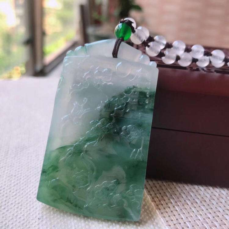正规鉴定如何辨别翡翠原石