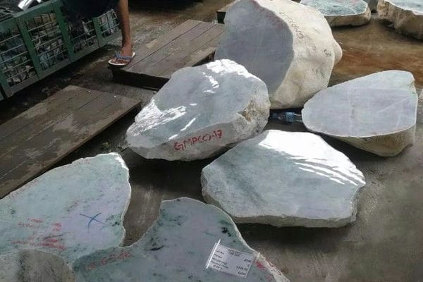 史上***差公盘“标王”以7200万成交！1.12亿网红标石流拍！-第7张-翡翠-玉仓库