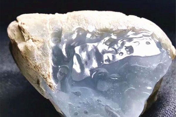 莫西沙出什么料子_翡翠原石莫西沙特点-第2张-翡翠-玉仓库