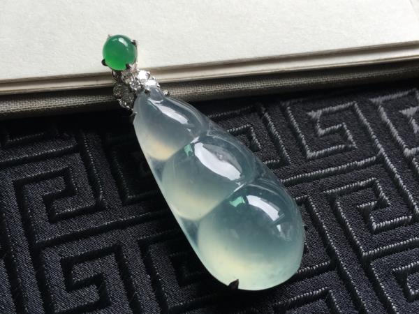翡翠首饰怎么搭配衣服-第4张-翡翠-玉仓库