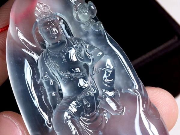 翡翠自在观音寓意什么意思_坐莲观音的寓意-第4张-翡翠-玉仓库