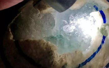 翡翠原石种嫩飘花有价值吗？