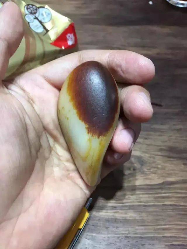 世上籽料千千万，好看的皮色不一般-第13张-翡翠-玉仓库