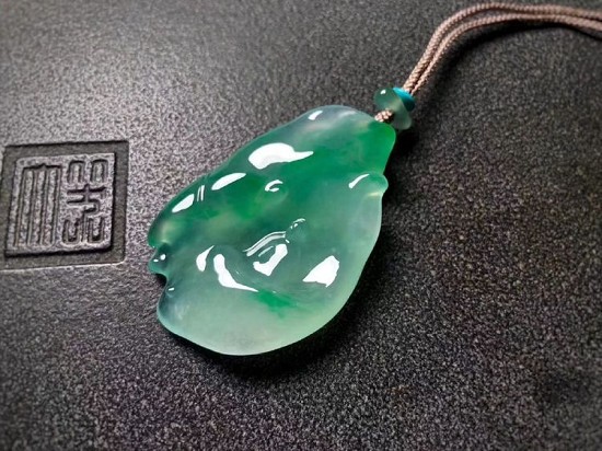 北京翡翠原石切割地方(北京翡翠原石切割地方有哪些)