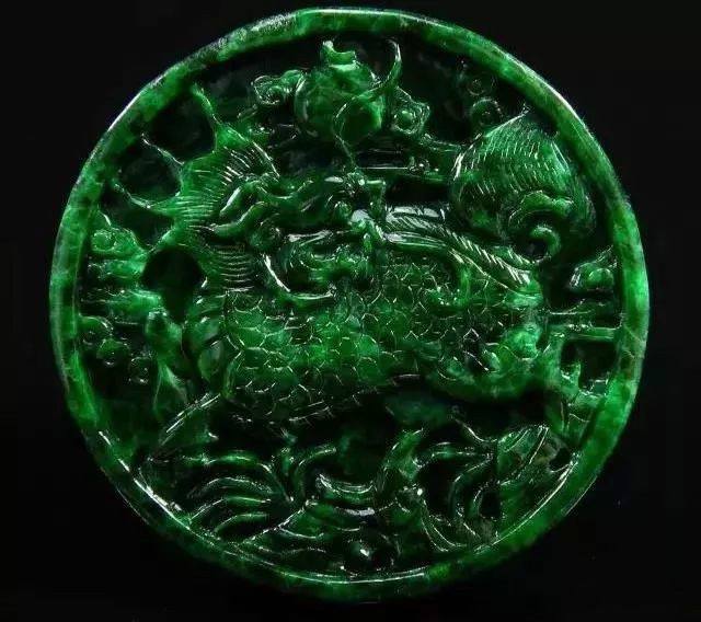 花青翡翠为何越戴越干_注意这些养护窍门让你的翡翠越来越润