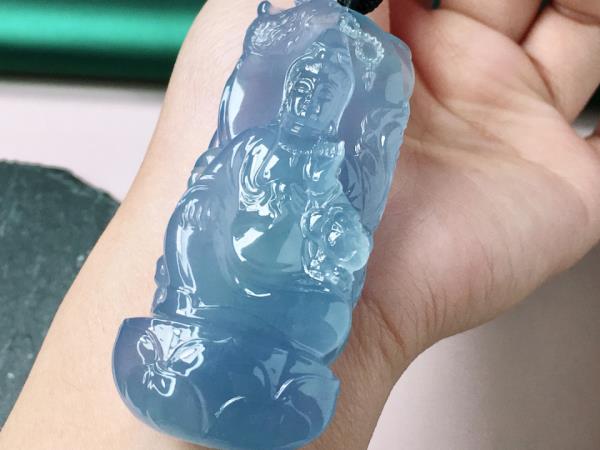 翡翠御龙观音的寓意是什么_玉龙观音龙牌有什么寓意-第3张-翡翠-玉仓库