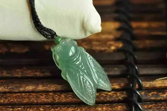 b货翡翠手镯的特征是什么-第4张-翡翠-玉仓库