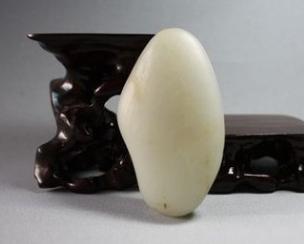和田玉籽料的皮色有多少种？