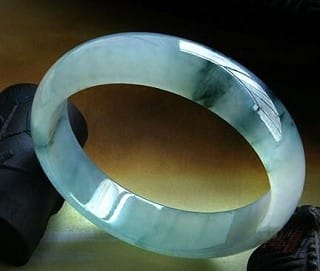 怎样鉴别翡翠手镯的真假？简单“6步”，轻松辨别翡翠品质-第2张-翡翠-玉仓库