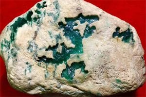 哪里可以找到翡翠原石,哪里可以找到翡翠原石呢-第2张-翡翠-玉仓库
