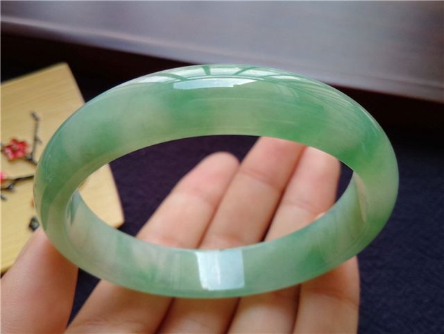 翡翠分几种料？带你了解翡翠市场！-第3张-翡翠-玉仓库