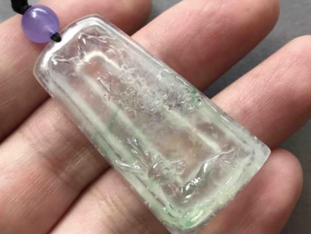 玻璃种翡翠有棉吗-翡翠有棉好吗