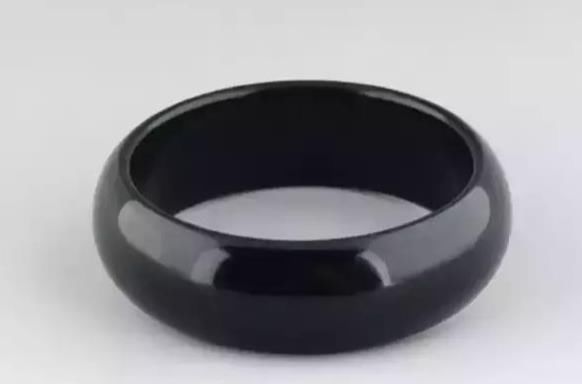 黑翡翠观音吊坠价格-黑色的翡翠好吗?-第3张-翡翠-玉仓库