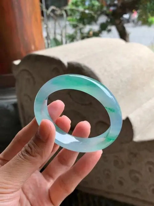 缅甸翡翠玉镯如何鉴别-第2张-翡翠-玉仓库