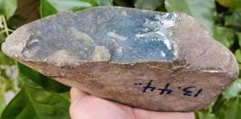 翡翠原石哪里买比较便宜又好-第2张-翡翠-玉仓库