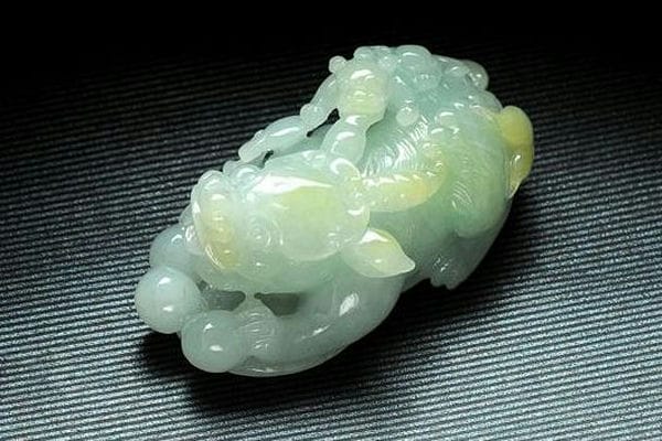 翡翠貔貅正确佩戴方法__佩戴翡翠貔貅有什么好处和寓意吗-第2张-翡翠-玉仓库