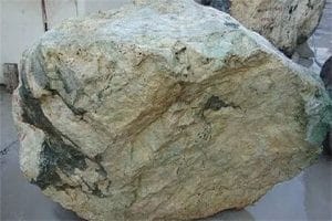 翡翠原石的形状有什么讲究吗